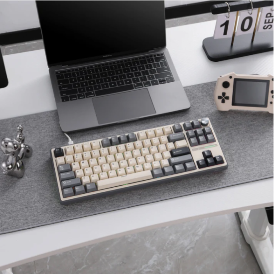 Royal Kludge R87Pro TKL Wired mode RGB Hot swap Gaming Keyboard Royal Kludge R87Pro TKL Wired mode RGB Hot swap Gaming Keyboard